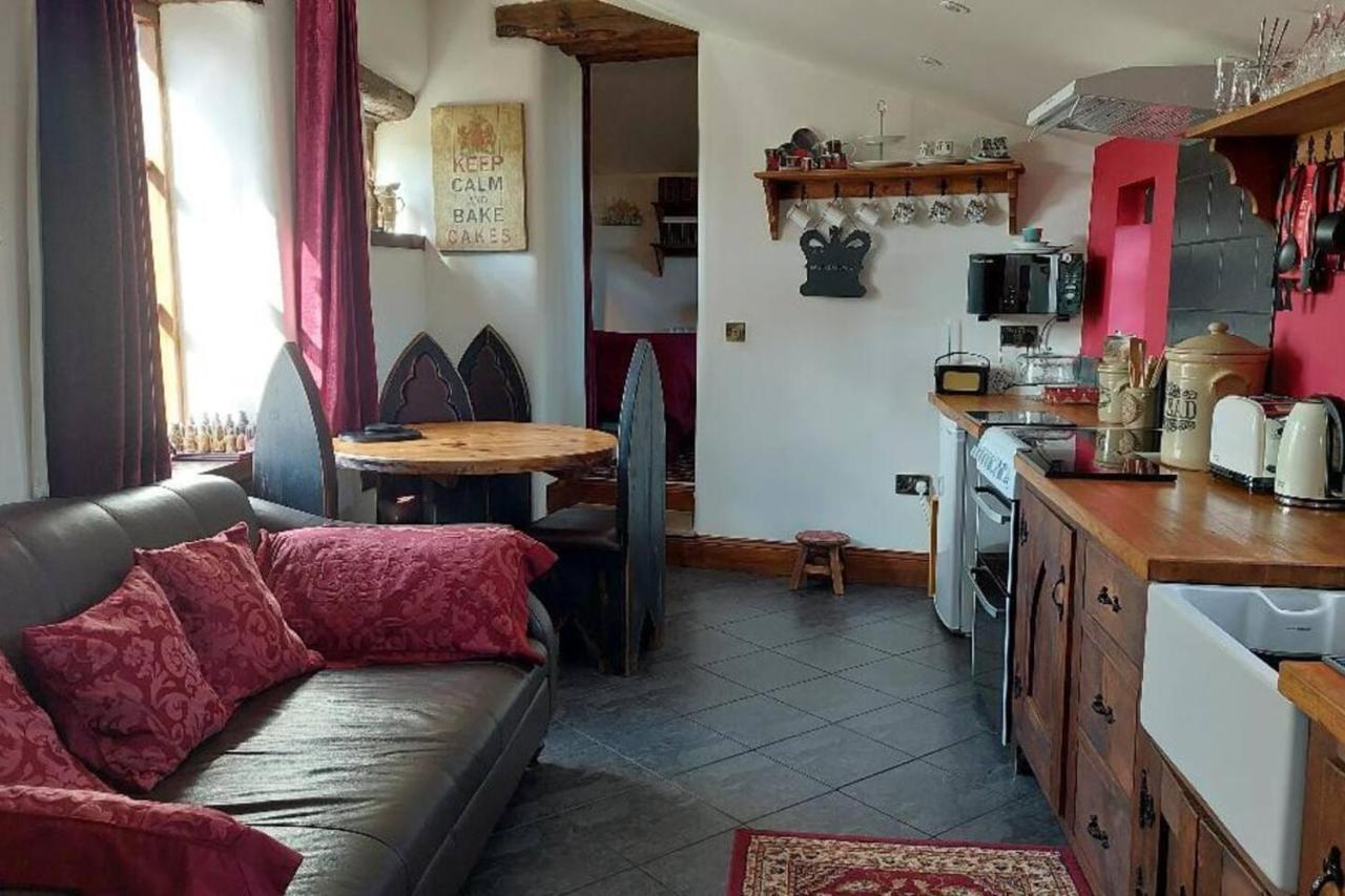 Peak District Cottage Set In 5 Acres Near Buxton Buxton  Exterior photo